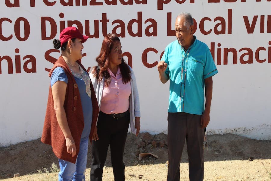 Supervisan avances de la construcción de la casa de la mujer indígena ...
