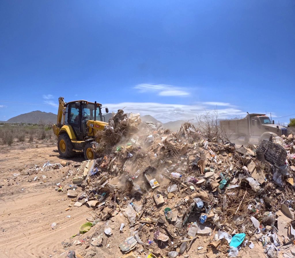 Retiran 30 toneladas de basura en colonia Ejidal de Cabo San Lucas ...