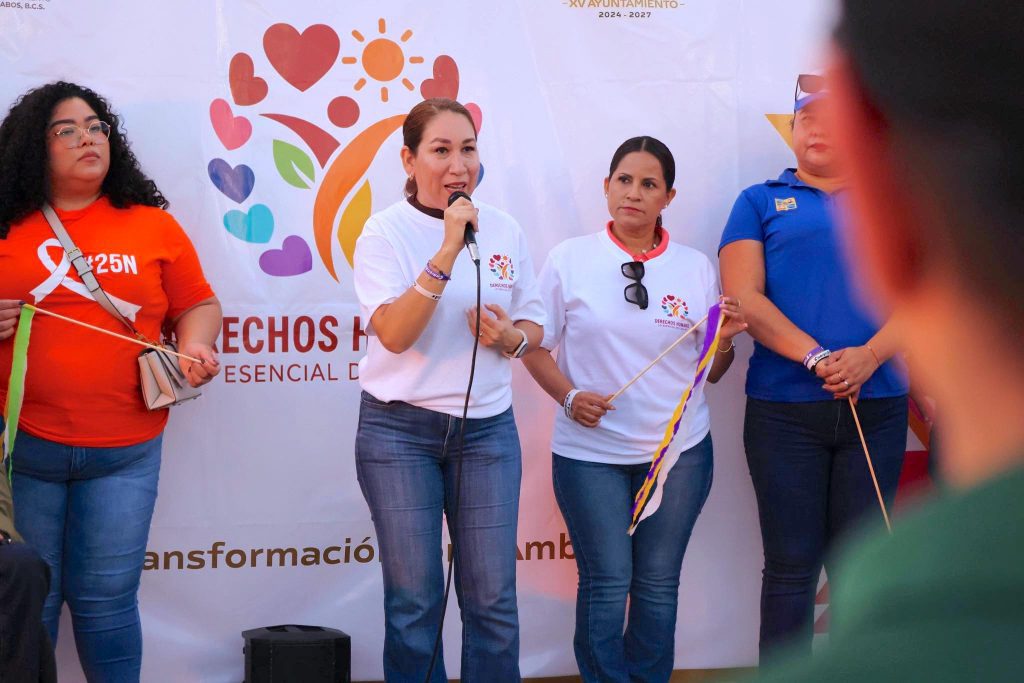Más de 200 personas marchan en Los Cabos por el Día de los Derechos ...
